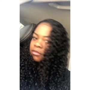 Meet your Posher, Zariana